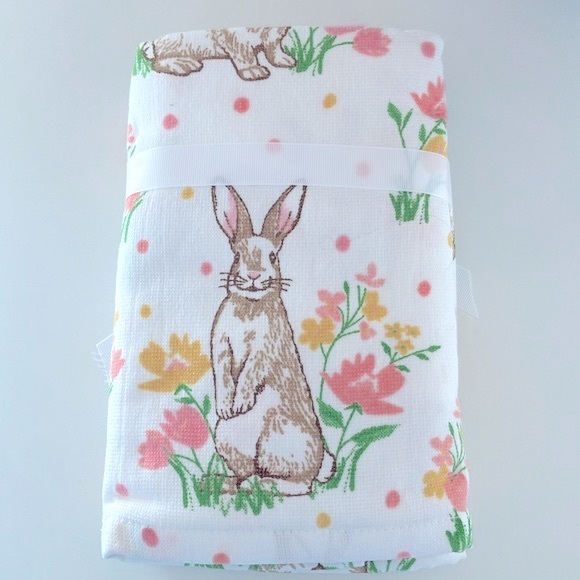 🐇🐣🌷Easter Bunny Hand Kitchen Towels Set of 2 NEW ‼️ - Picture 3 of 6